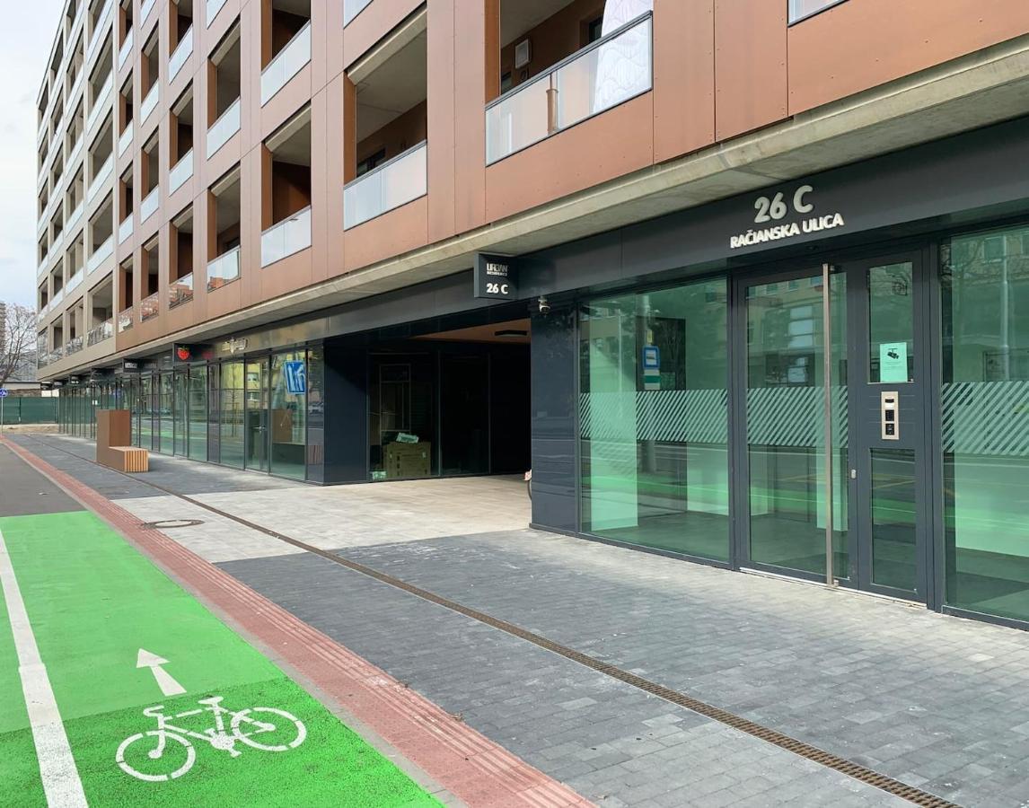 Urban Residence C707, Free Garage Parking Μπρατισλάβα Εξωτερικό φωτογραφία